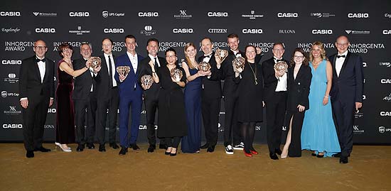 Gruppenbild der Award Gewinner 2020 mit Chairman & Geschäftsführer Klaus Dittrich und Stefanie Mändlein, Projektleiterin der INHORGENTA MUNICH, bei den INHORGENTA Awards 2020am 16.02.2020 in der Münchner BMW Welt (Photo:Franziska Krug/Getty Images für INHORGENTA Award 2020/image.net)